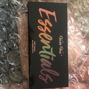 Brand new Violet Voss palette